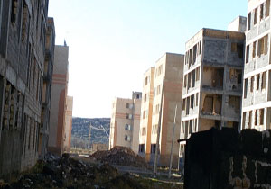 پروژه نیمهکاره مسکن مهر اسلامآبادغرب پس از سالها + فیلم پروژه نیمهکاره مسکن مهر اسلامآبادغرب پس از سالها + فیلم