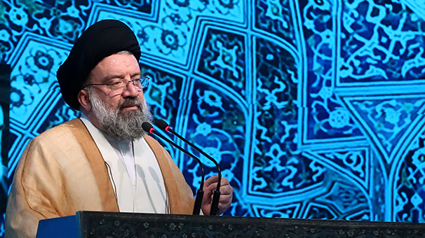 خودشیفتگی در اخلاقِ سیاسی باعث سقوط است/ بعضی سیاست‌مداران ما به اندازه ته استکان هم تحمل ندارند/ دشمنان بدانند حماسه 9 دی قابل تکرار است 