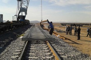 اخراج کارگران بومی راه آهن در اسلام آبادغرب