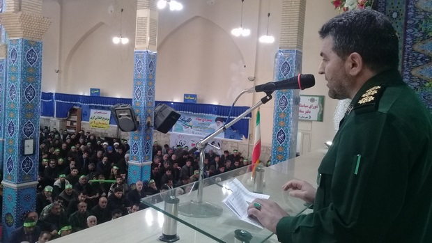 دشمن در فتنه88 خواص بی بصیرت را به استخدام خود در آورده بود/مسئولین به فکر سفره خالی مردم باشند دشمن در فتنه88 خواص بی بصیرت را به استخدام خود در آورده بود/مسئولین به فکر سفره خالی مردم باشند