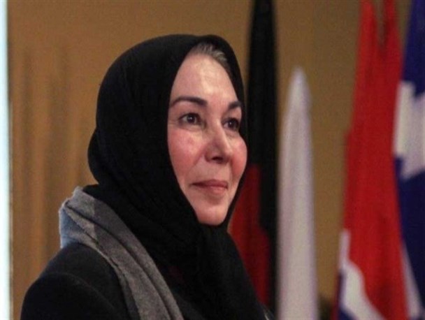 ابوالقاسم طالبی آینه عبرتی برای فیلم سازان انقلابی شده است/ به ساخت فیلم هایی مانند قلاده های طلا نیاز داریم تا جوان هایمان بدانند چه شده و چه کشیده ایم