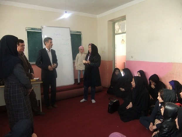 رفع موانع و جذب حداکثری سواد آموزان اسلام آبادغرب