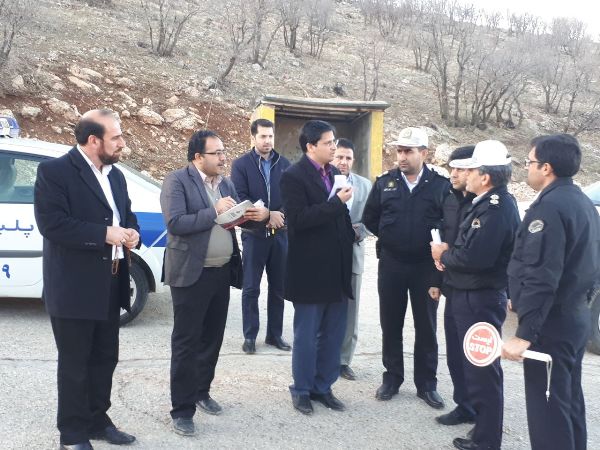 بررسی رفع نقاط حادثه خیز جاده های شهرستان اسلام آبادغرب+تصاویر
