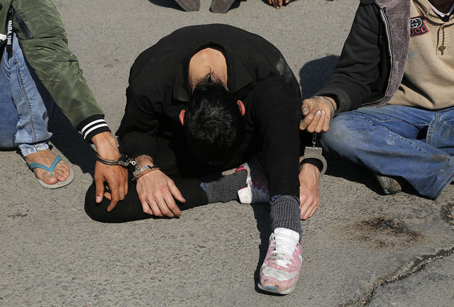 شناسایی کلاهبرداری با فروش خودروهای کرایه ای در اسلام آبادغرب شناسایی کلاهبرداری با فروش خودروهای کرایه ای در اسلام آبادغرب