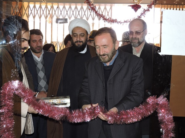 برپایی نمایشگاه خوشنویسی مشق فجر در اسلام آبادغرب+تصاویر