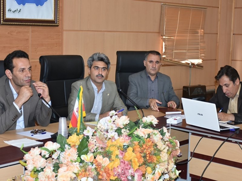 برگزاري دومين جلسه كارگروه سلامت و امنيت غذايي اسلام آباد غرب/ 780 مورد بازديد از مراكز تهيه و توزيع مواد غذايي درشهرستان