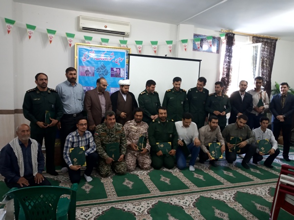 تجلیل از برگزیدگان جشنواره مالک اشتر در اسلام آبادغرب+ تصاویر