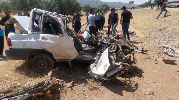 سه کشته در تصادف محور اسلام آباد به گیلانغرب+عکس