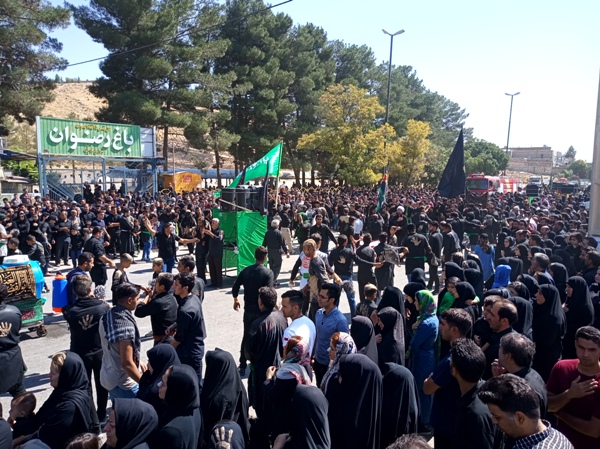 عزاداری روز عاشورا در اسلام آبادغرب+تصاویر