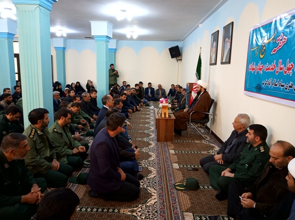 دیدار بسیجیان و پرسنل سپاه اسلام آبادغرب با امام جمعه شهرستان+تصاویر