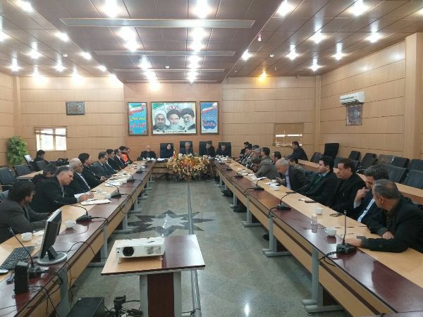  آمادگی کامل اکیپ های راهداری و نیروهای امدادی اسلام آبادغرب جهت شرایط جوی بحرانی