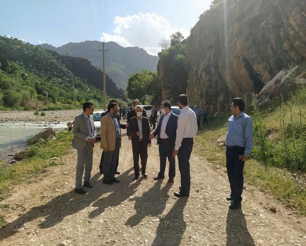 بررسی مشکلات روستاهای مسیر حمیل به ایلام توسط مسئولان استان کرمانشاه و اسلام آبادغرب