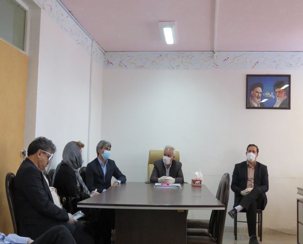 اهدای یک دستگاه ونتیلاتور به بیمارستان اسلام آبادغرب+تصاویر