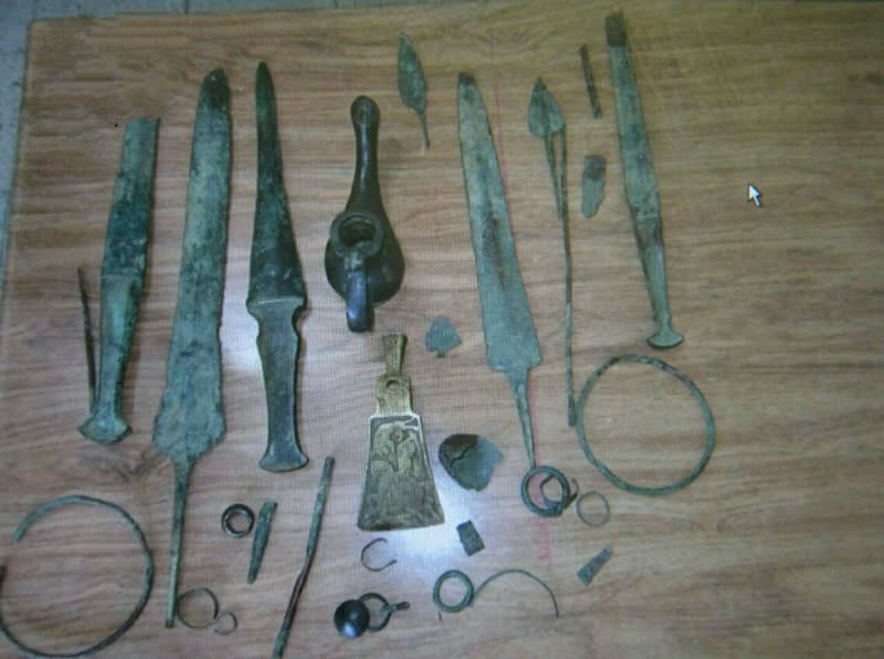  کشف31 قطعه اشیاء عتیقه در اسلام آبادغرب