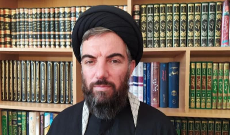 گره زدن مسائل اقتصادی به مسأله تحریم یک بازی سیاسی است/ مسئولین باید پاسخگوی عملکردشان در برابر مردم باشند