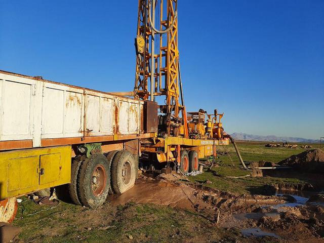  پیشرفت ۳۰ درصدی پروژه حفر چاه مجتمع مومه ای شهرستان اسلام آبادغرب 