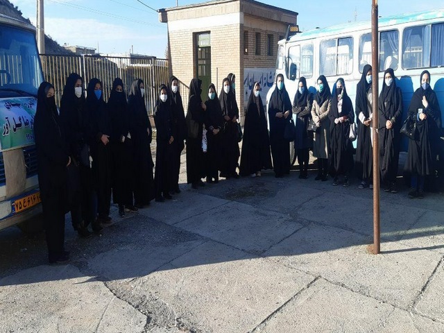  خدمات رسانی گروه جهادی شهید گل آور بسیج دانشجویی اسلام آبادغرب در روستای برزه+تصاویر