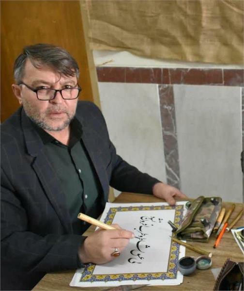 موفقیت هنرمند خوشنویس اسلام آبادی در جشنواره کشوری قرآنی هدهد موفقیت هنرمند خوشنویس اسلام آبادی در جشنواره کشوری قرآنی هدهد