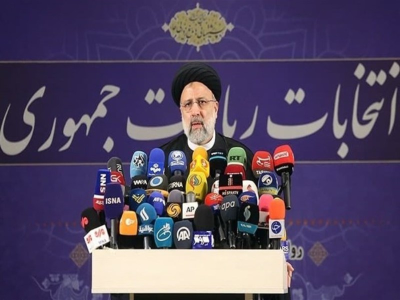 حضور من نافی حضور هیچکس نیست/ ‌بانیان وضع فعلی نمی‌توانند تغییر دهنده وضع موجود باشند