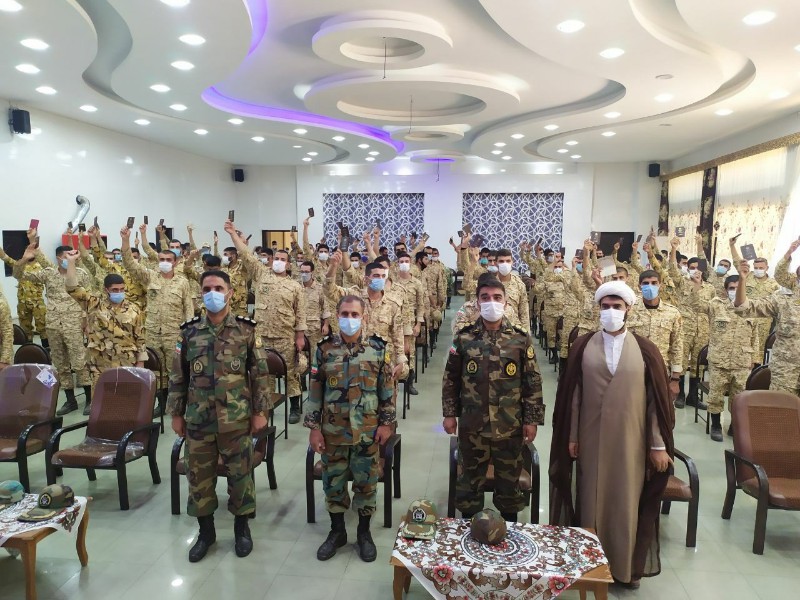 همایش رای اولی ها در تیپ ۱۸۱ زرهی نزاجا برگزار شد همایش رای اولی ها در تیپ ۱۸۱ زرهی نزاجا برگزار شد