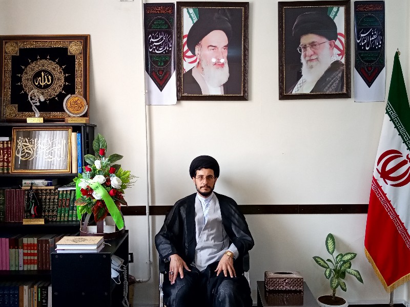 امر به معروف و نهی از منکر محور انقلاب اسلامی ایران است