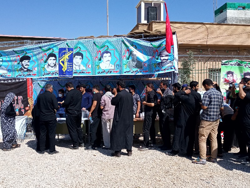 خدمت به زائرین اربعین حسینی در موکب شهید سلیمانی حمیل+فیلم و عکس خدمت به زائرین اربعین حسینی در موکب شهید سلیمانی حمیل+فیلم و عکس