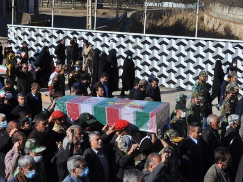تشییع باشکوه شهید گمنام ‌در اسلام آبادغرب+تصاویر