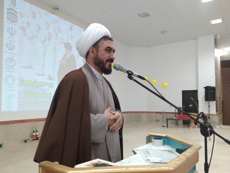 سند تحول بنیادی مهمترین سند راهبردی در آموزش و پرورش است/مثلث خانواده، مسجد و مدرسه باید هماهنگی خوبی با هم داشته باشند