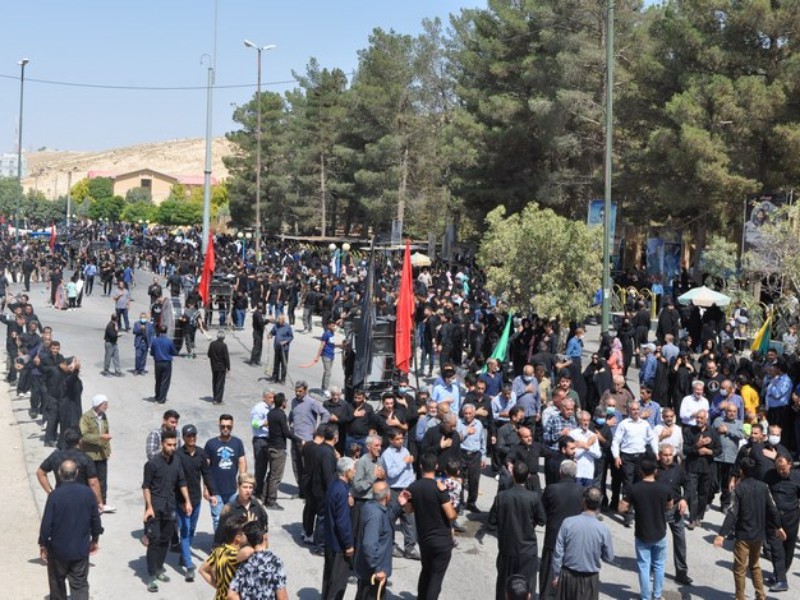 عزاداری روز عاشورا در اسلام آبادغرب+تصاویر