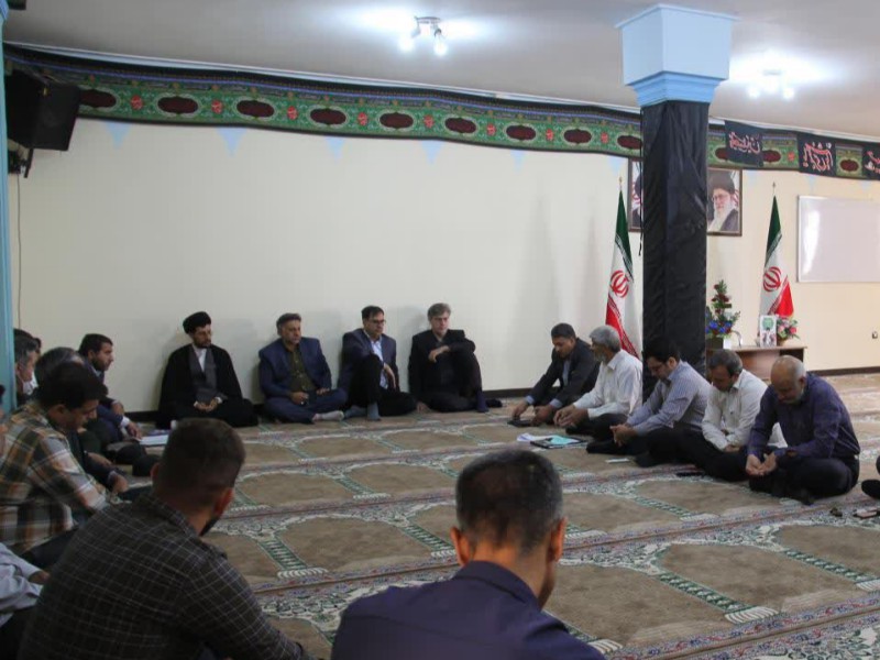 بررسی مشکلات موکب داران اسلام آبادغرب/ برنامه ریزی خدمت رسانی هر چه بهتر به زوار ‌حسینی