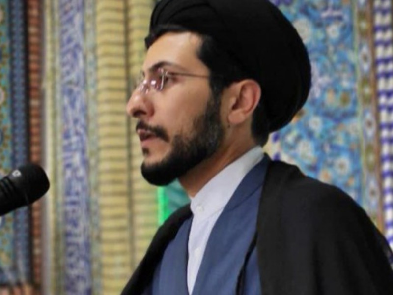 یکی از بزرگترین دستاوردهای انقلاب حضور مسئولین نظام در میان مردم است/احساس یأس و نا امیدی در دل مردم حربه دشمن است