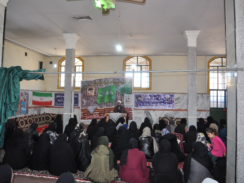 یادواره 18 شهید روستای علیآباد برگزار شد یادواره 18 شهید روستای علیآباد برگزار شد