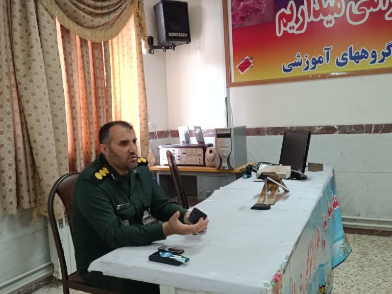 برگزاری دوره ۳روزه معارف و اندیشه اسلامی برگزاری دوره ۳روزه معارف و اندیشه اسلامی