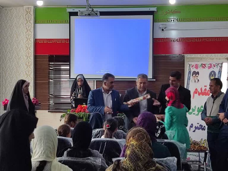 برگزاری جشن میلاد حضرت فاطمه معصومه(س) و روز دختر در اسلام‌آبادغرب+عکس