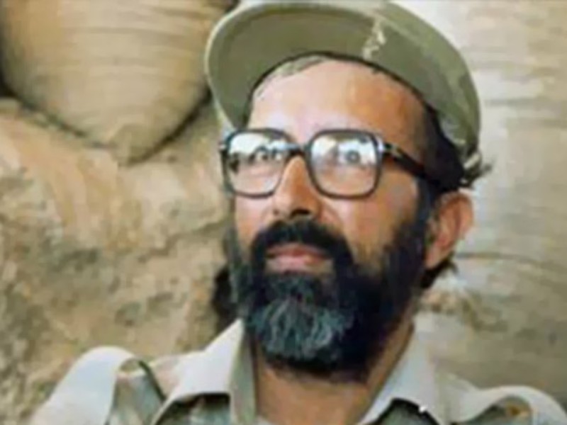 مکتب امام خمینی(ره) باید بعنوان پرورش دهنده "چمران"ها برای جوانان و دانشجویان امروز تبیین شود/مبارزین انقلابی کُرد چمران را بعنوان یک فرمانده شجاع و مکتبی میستودند مکتب امام خمینی(ره) باید بعنوان پرورش دهنده "چمران"ها برای جوانان و دانشجویان امروز تبیین شود/مبارزین انقلابی کُرد چمران را بعنوان یک فرمانده شجاع و مکتبی میستودند