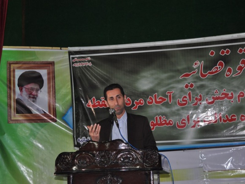 مصلحان و بزرگان از عوامل اصلی افزایش  و ارتقای اعتماد جامعه هستند