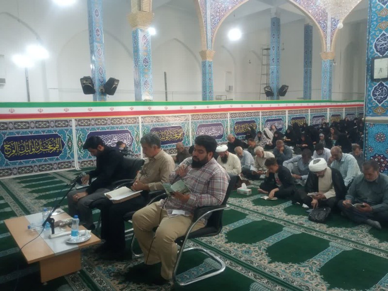 برگزاری دعای عرفه در اسلام‌آبادغرب+فیلم