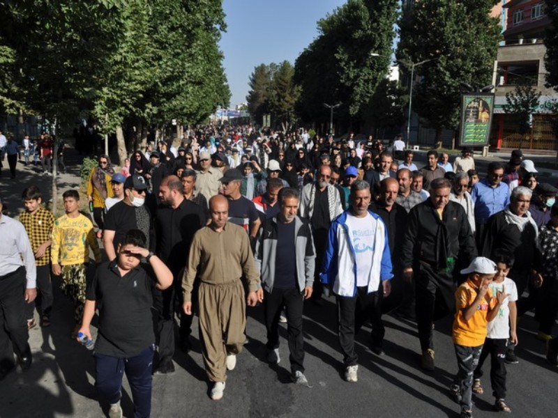 همایش پیادهروی خانوادگی در اسلامآبادغرب برگزار شد+تصاویر همایش پیادهروی خانوادگی در اسلامآبادغرب برگزار شد+تصاویر