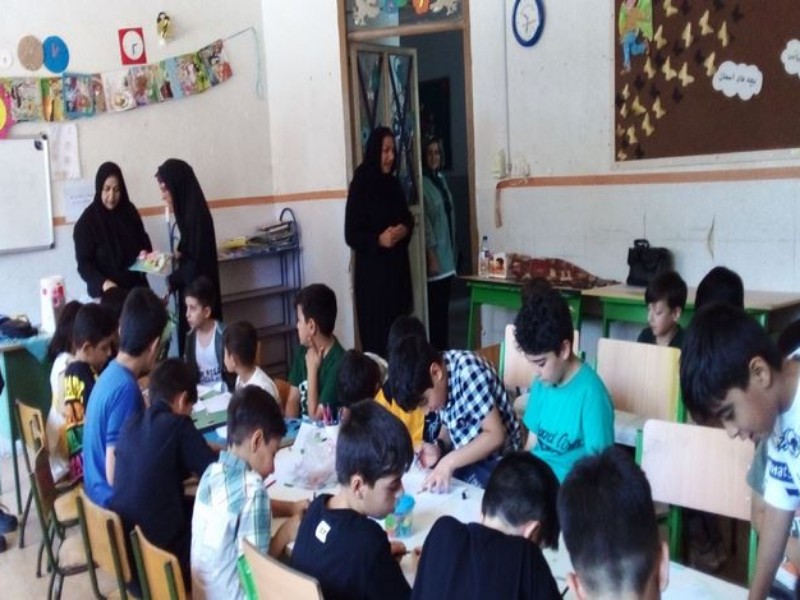 گوشهای از فعالیت فرهنگی گروه جهادی بصیرت عمار شهرستان اسلامآبادغرب گوشهای از فعالیت فرهنگی گروه جهادی بصیرت عمار شهرستان اسلامآبادغرب