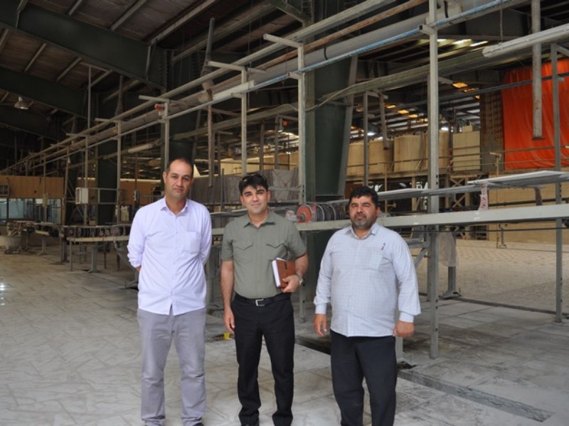 بازدید فرمانده حوزه بسیج کارگران و کارخانجات اسلام‌آبادغرب از واحدهای تولیدی فعال شهرستان+تصاویر