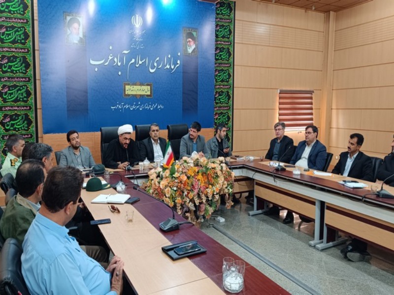 «کرمانشاه دروازه کربلا» باید برای تمام کشور جا بیفتد