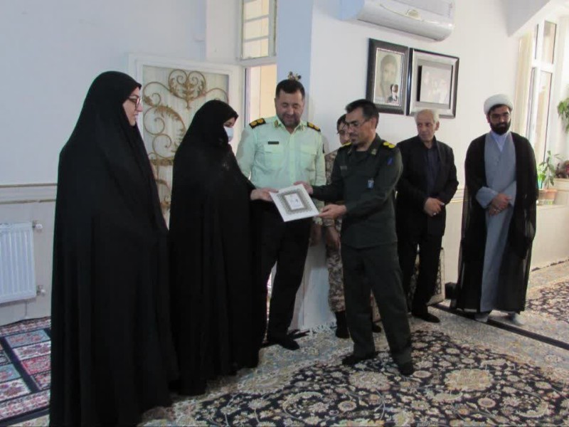 سرکشی مسئولین از خانواده شهدای اسلام آبادغرب+عکس