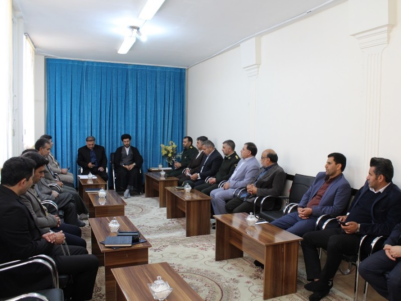 جلسه هماهنگی برنامه‌های یوم الله 13 آبان در اسلام آبادغرب