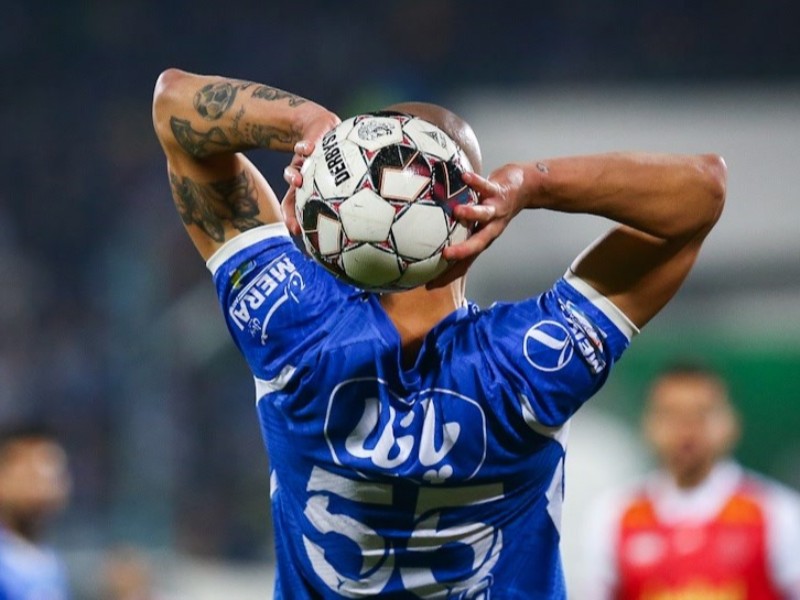 آیا برای تیم رقیب هم همین تصمیم را میگرفتید؟ آیا برای تیم رقیب هم همین تصمیم را میگرفتید؟