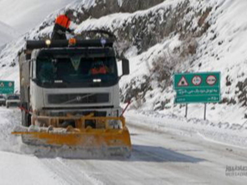 انجام هزار کیلومترباند برفروبی در کرمانشاه انجام هزار کیلومترباند برفروبی در کرمانشاه