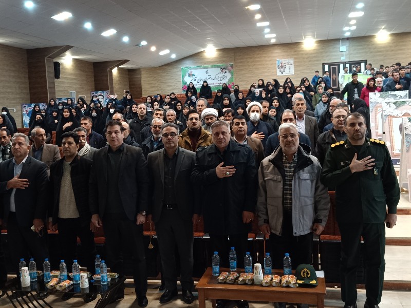 مراسم سالروز شهادت سردار سلیمانی و شهید شاخص سردار سرتیپ صمد بیلرام در اسلام‌آبادغرب