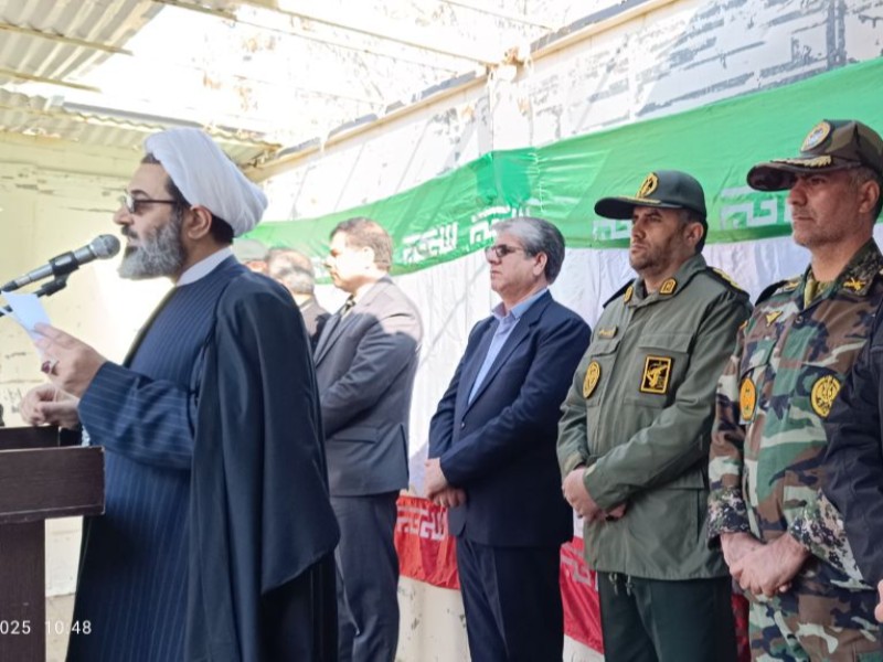 حضور اقشار مختلف شهرستان اسلام‌آبادغرب در راهپیمایی ۲۲ بهمن