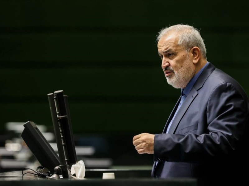 کشت برخی محصولات را باید کنار بگذاریم