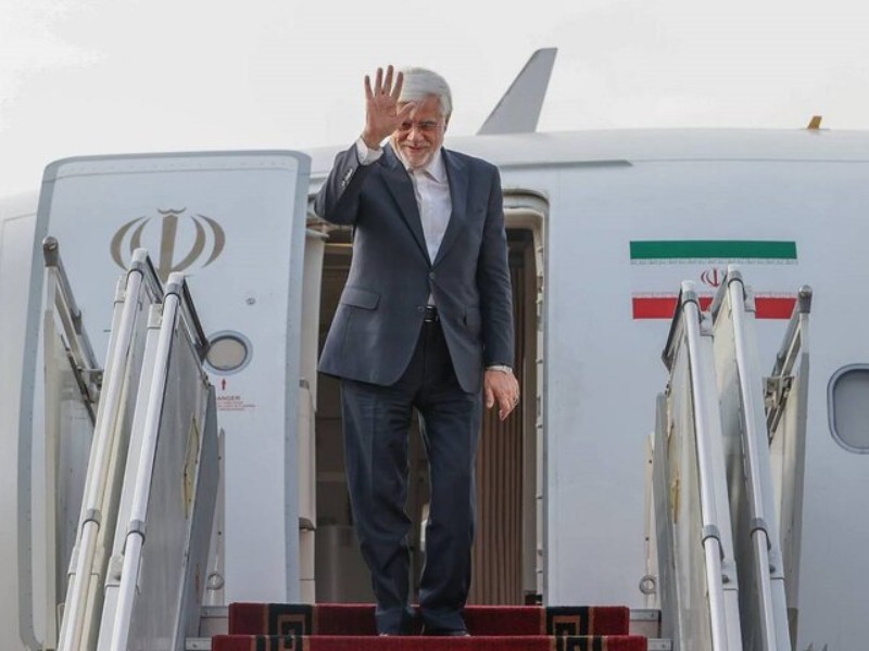 عارف به روسیه میرود عارف به روسیه میرود