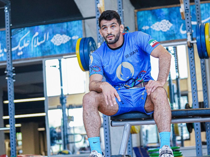 استقلال پرستاره روی تشک؛ ستارگان روس و حسن یزدانی با دوبنده آبی استقلال پرستاره روی تشک؛ ستارگان روس و حسن یزدانی با دوبنده آبی